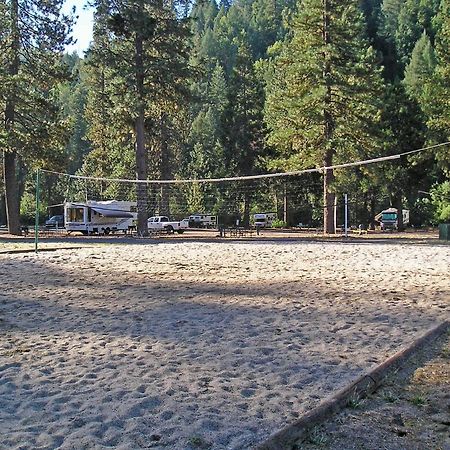 Harden Flat Yosemite Lakes Meadow Yurt 15 מראה חיצוני תמונה