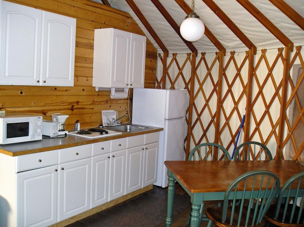 Harden Flat Yosemite Lakes Meadow Yurt 15 מראה חיצוני תמונה